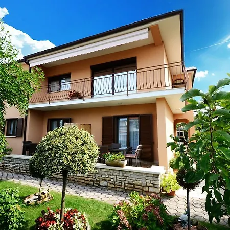 Apartmán Rocka 1195 *